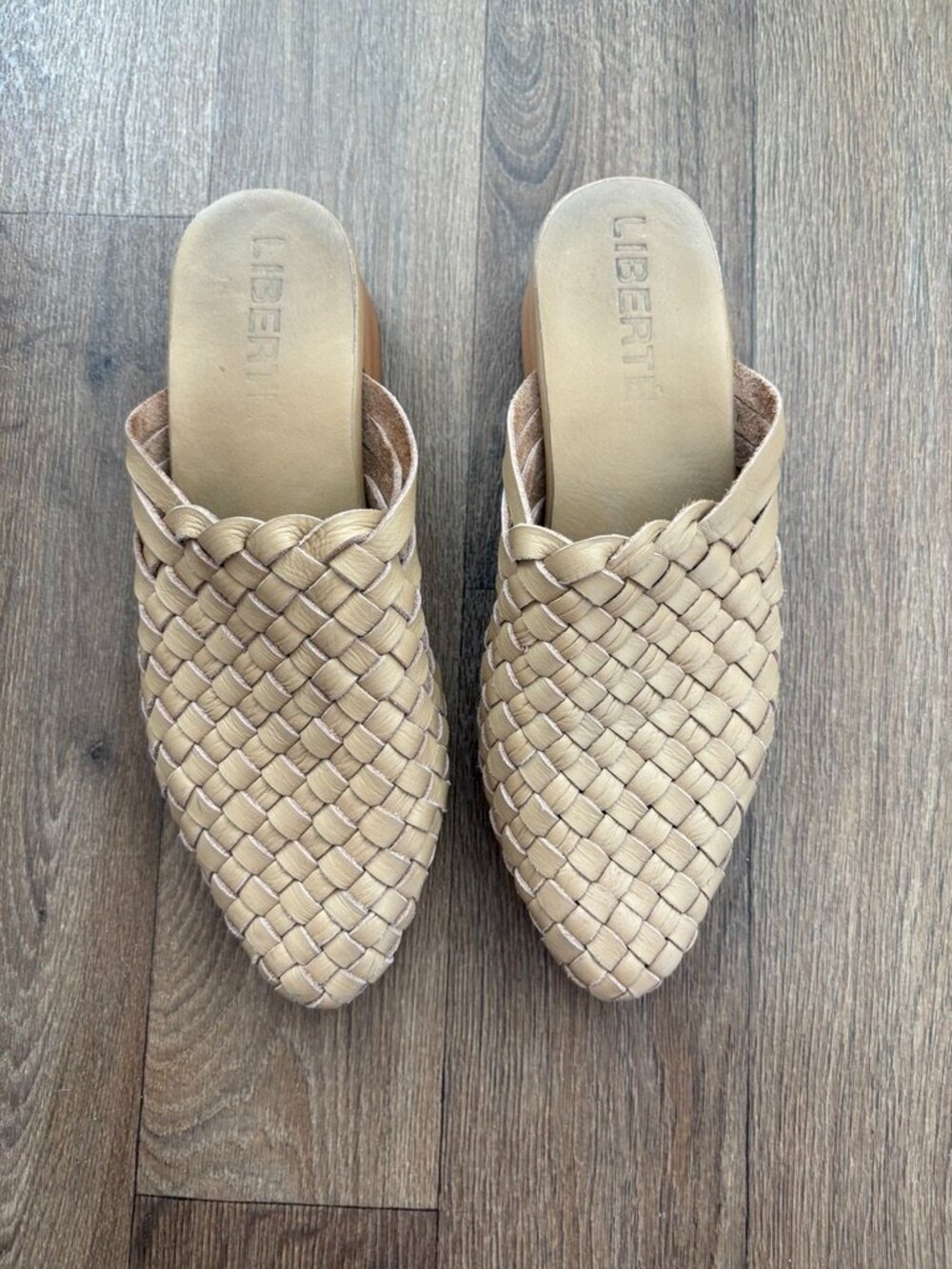 Liberte Women's Tan Leather Woven Mules Slip On